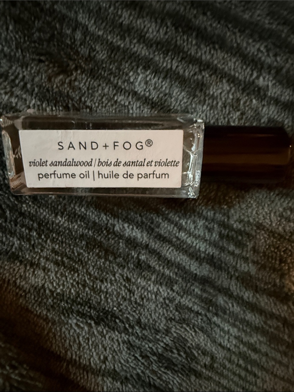 Violet sandalwood sand + fog mini perfume